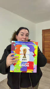 Clientas Emporio del Coleccionista con figuritas Panini en Quilmes